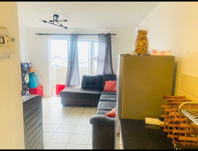 2 BEDROOM APARTMENT FOR SALE IN KENSINGTON